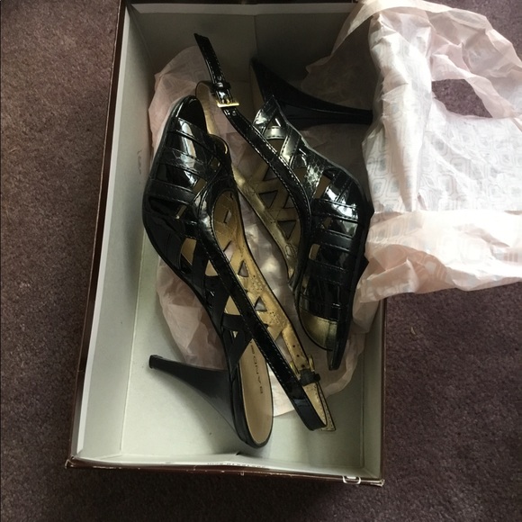 Bandalino black Jorkins heel in Size 6m bridal - Picture 4 of 5